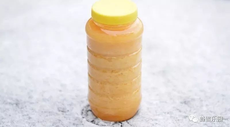 王玉竹蜂蜜 怎样包装蜂蜜才不会漏 蜂蜜售问题 小蜜蜂酿蜂蜜 蜂蜜变咖啡色