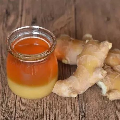 蜂蜜能和豆腐一起吃吗 枣花蜂蜜有什么作用 生姜切片泡开水加蜂蜜 蜂蜜白醋什么时候喝好 蜂蜜减肥