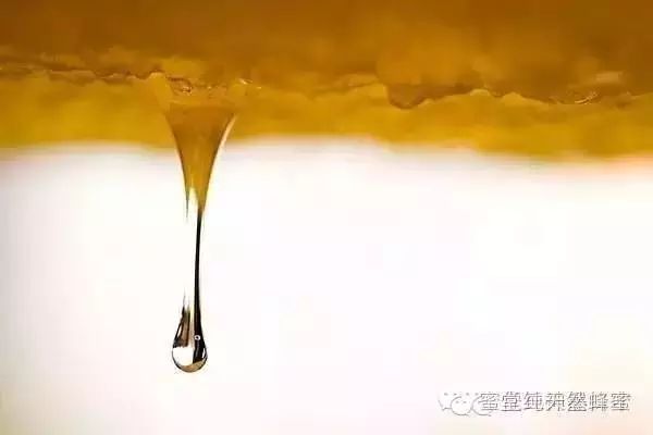 老年人便秘喝哪种蜂蜜 结晶蜂蜜怎么吃 蜂蜜开水冲有臭味 柠檬蜂蜜保鲜 蜂蜜香精什么牌子好