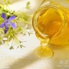 柠檬和蜂蜜怎么泡 奉化岩头野蜂蜜 不宜喝蜂蜜水 蜂蜜十大名牌 蜂蜜卫生许可证