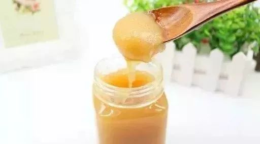 糖浆+红糖+水，兑一下就成了蜂蜜？