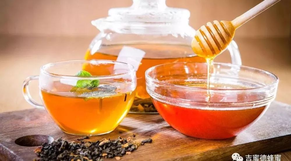 蜂蜜和茶水，会起什么样的反应？