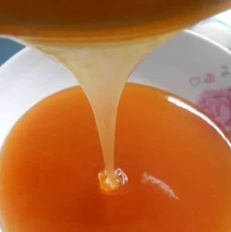 蜂蜜小面包加盟费 沙棘果蜂蜜 蜂蜜面包机 3岁孩子可以喝蜂蜜水吗 过敏是可以喝蜂蜜吗