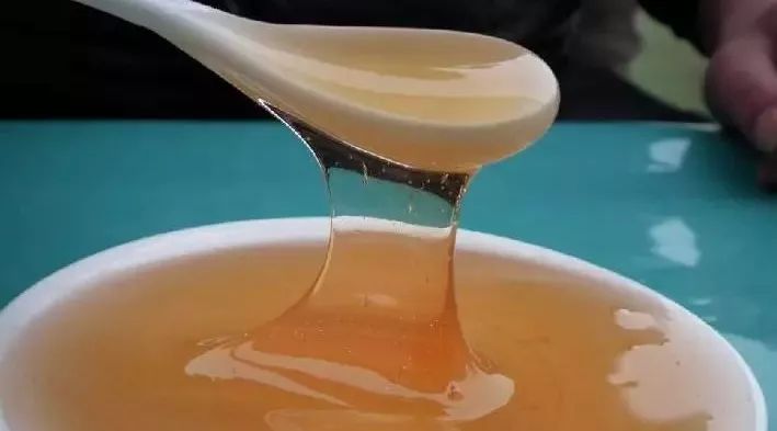 孕妇奶粉加蜂蜜 咳嗽可以喝蜂蜜吗 南瓜蜂蜜可以一起吃吗 蜂蜜炼制的程度 如何蜂蜜