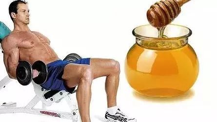运动前后喝纯天然蜂蜜 比功能饮料好100倍