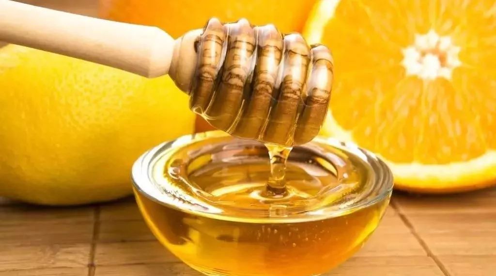 吃蜂蜜和蜂王浆，里面激素会让宝宝性早熟么？
