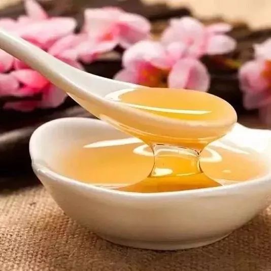 感冒了可以吃蜂蜜吗 不同蜂蜜味道都一样吗 孕妇能吃槐花蜂蜜吗 孕妇能喝蜂蜜柠檬茶吗 肉苁蓉+蜂蜜