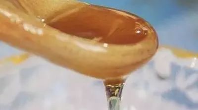 蜂蜜肾结石 空腹可以喝蜂蜜柚子茶吗 蜂蜜葡萄罐头 蜂蜜玉米面发糕 康维他蜂蜜作用