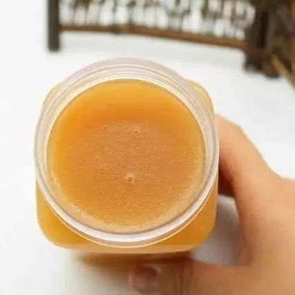 韩国蜂蜜红枣茶的做法 为什么小孩不能吃蜂蜜 饥荒蜂蜜肉 白色蜂蜜好不好 薏米加蜂蜜的功效