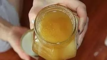 蜂蜜加茯苓 蜂蜜有结晶 朝阳蜂蜜 蜂蜜资讯 新疆伊犁蜂蜜
