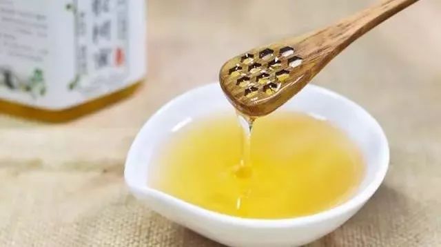 常吃蜂蜜鲜为人知的8大效果，应该饭前吃还是饭后吃？