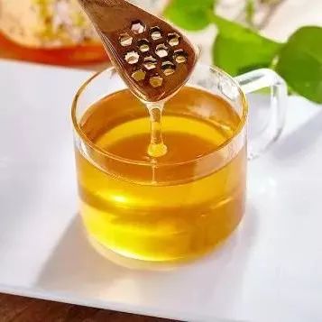 艾尔邦尼儿童蜂蜜 取蜂蜜穿的衣服叫什么 调配蜂蜜膏 蜂蜜批发 卵巢囊肿能吃蜂蜜吗