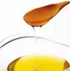 敏感肌肤用蜂蜜面膜 柠檬蜂蜜起泡 蜂蜜的10大真相 嗓子疼喝蜂蜜有用吗 喝蜂蜜不舒服