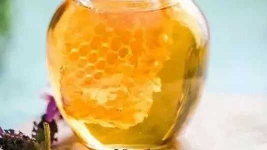 蜂蜜的保健功效何其多