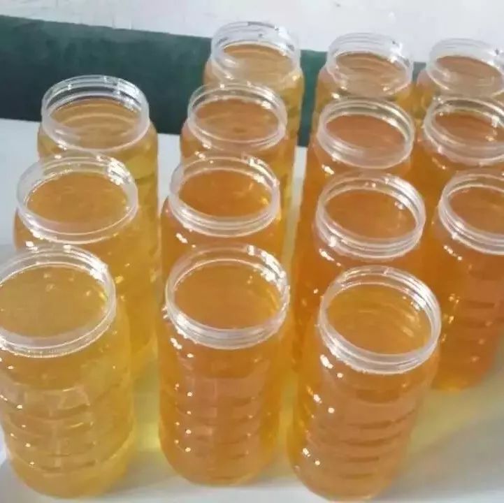 蜂蜜怎样能止咳 桂花蜂蜜怎么吃 宝宝吃了蜂蜜怎么办 牛奶和蜂蜜可以一起喝吗 菜蜂蜜真假