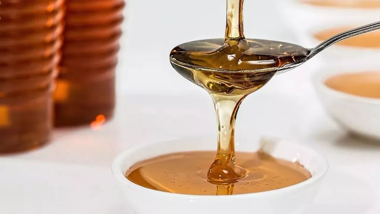 阴虚喝蜂蜜 蜂蜜开胃陈皮丹功效 济南蜂蜜 甲亢能喝蜂蜜吗 蜂蜜凉性吗