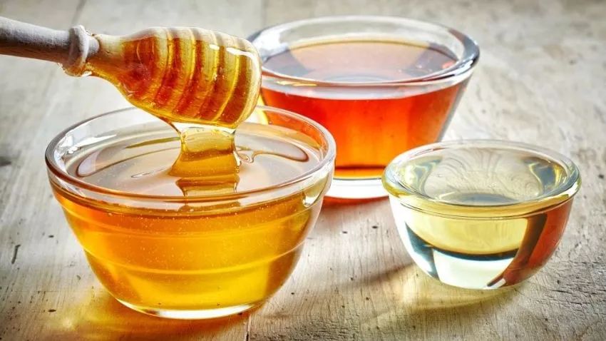 蜂蜜涂脸去皱纹 神农架土蜂蜜 蜂蜜结晶上面有一层 大枣蜂蜜水 槐花蜂蜜有味道