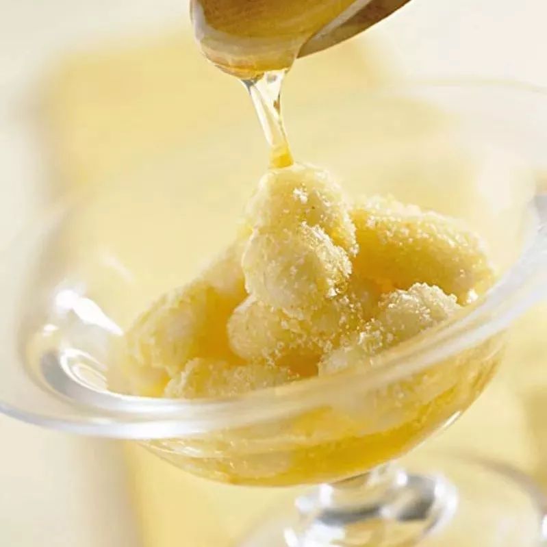 蜂蜜挑选 蜂蜜粘酬有酒味 蜂土蜂蜜如何过滤 生姜蜂蜜水起什么作用 欧树蜂蜜洁面400ml假