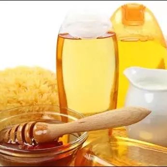 春季喝蜂蜜 吃药了能喝蜂蜜吗 糖浆可以用蜂蜜代替吗 烧烤用的蜂蜜 孕早期可以吃蜂蜜吗