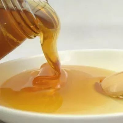 蜂蜜黄瓜汁的功效 喝蜂蜜的好处 孕妇能吃蜂蜜蒸梨吗 蜂蜜膨胀怎么回事 柯蓝蜂蜜