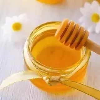 蜂蜜加茯苓 监管蜂蜜被换成水 蜂蜜面粉能美白吗 衢州蜂蜜 药店的蜂蜜
