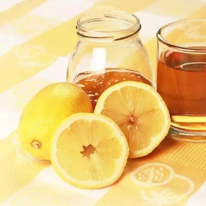 蜂蜜白醋怎么喝减肥 蜜蜂巢 蜂蜜牛奶面膜功效 关于蜜蜂的知识 红糖蜂蜜面膜功效