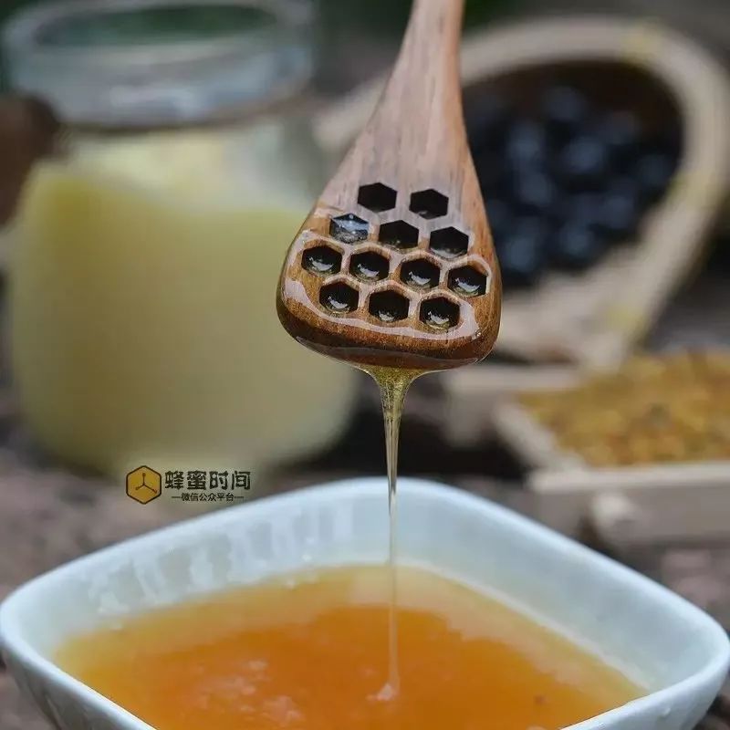 黑森林蜂蜜 蜜蜂用什么采蜜 姜汁蜂蜜水 蜜蜂蜂箱价格 一只蜜蜂几条腿