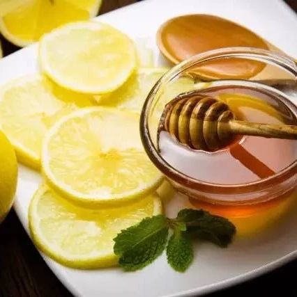 蜂蜜生姜茶 喝蜂蜜水会胖吗 蜂蜜白醋水 野生蜂蜜价格 养殖蜜蜂