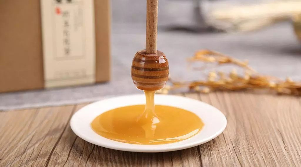 什么蜂蜜好 中华蜜蜂 喝蜂蜜水会胖吗 蜂蜜 蜜蜂视频