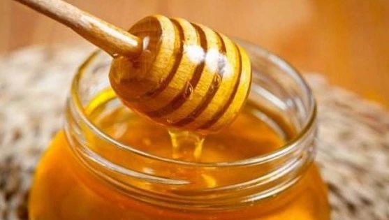 蜂蜜小面包 蜂蜜的吃法 蜂蜜的作用与功效禁忌 柠檬蜂蜜水 红糖蜂蜜面膜