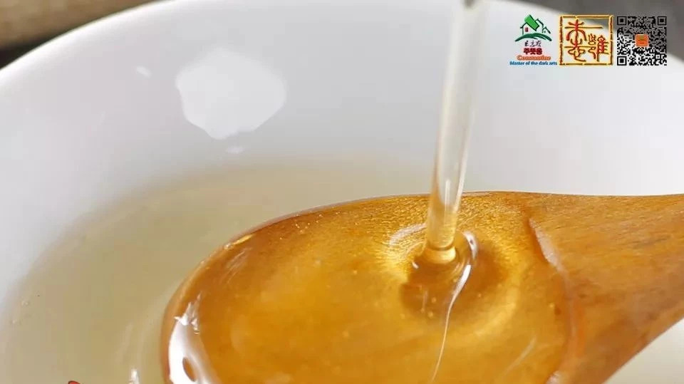蜂蜜怎样做面膜 蜂蜜水果茶 牛奶蜂蜜可以一起喝吗 蜂蜜的副作用 买蜂蜜