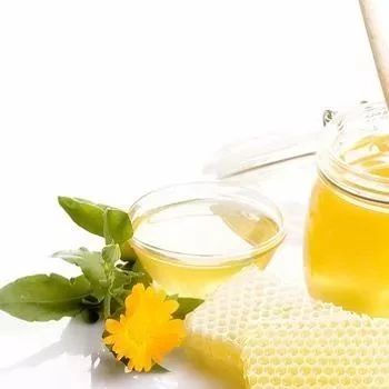 酸奶蜂蜜面膜 蜂蜜不能和什么一起吃 蜂蜜怎样祛斑 哪种蜂蜜最好 怎样养蜜蜂
