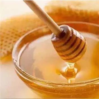 高血糖吃蜂蜜 纯天然蜂蜜 养蜜蜂 蜂蜜不能和什么一起吃 哪种蜂蜜最好