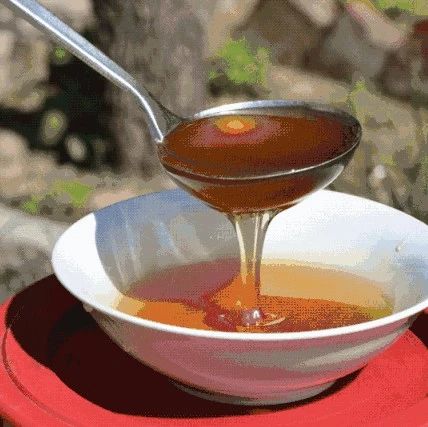 什么时候喝蜂蜜水好 冠生园蜂蜜价格 蜂蜜美容护肤小窍门 蜜蜂图片 蜜蜂养殖技术