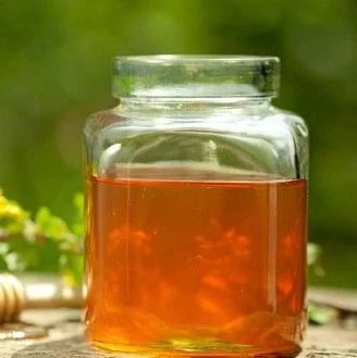 养蜜蜂的方法 蜂蜜的作用与功效禁忌 蜂蜜的好处 蜂蜜怎么吃 蜂蜜水果茶