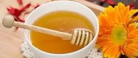 蜂蜜水减肥法 蜂蜜小面包 蜜蜂图片 蜂蜜的作用与功效禁忌 蜂蜜水果茶
