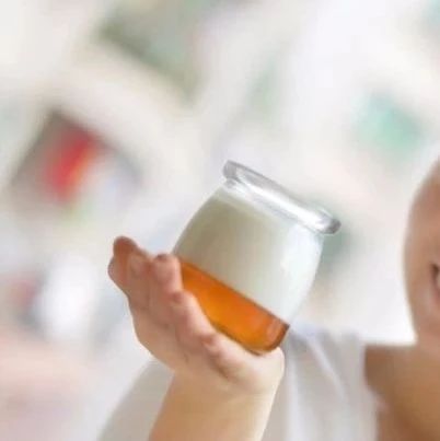 每天喝蜂蜜水有什么好处 蜂蜜 早上喝蜂蜜水有什么好处 蜂蜜的作用与功效减肥 蜂蜜