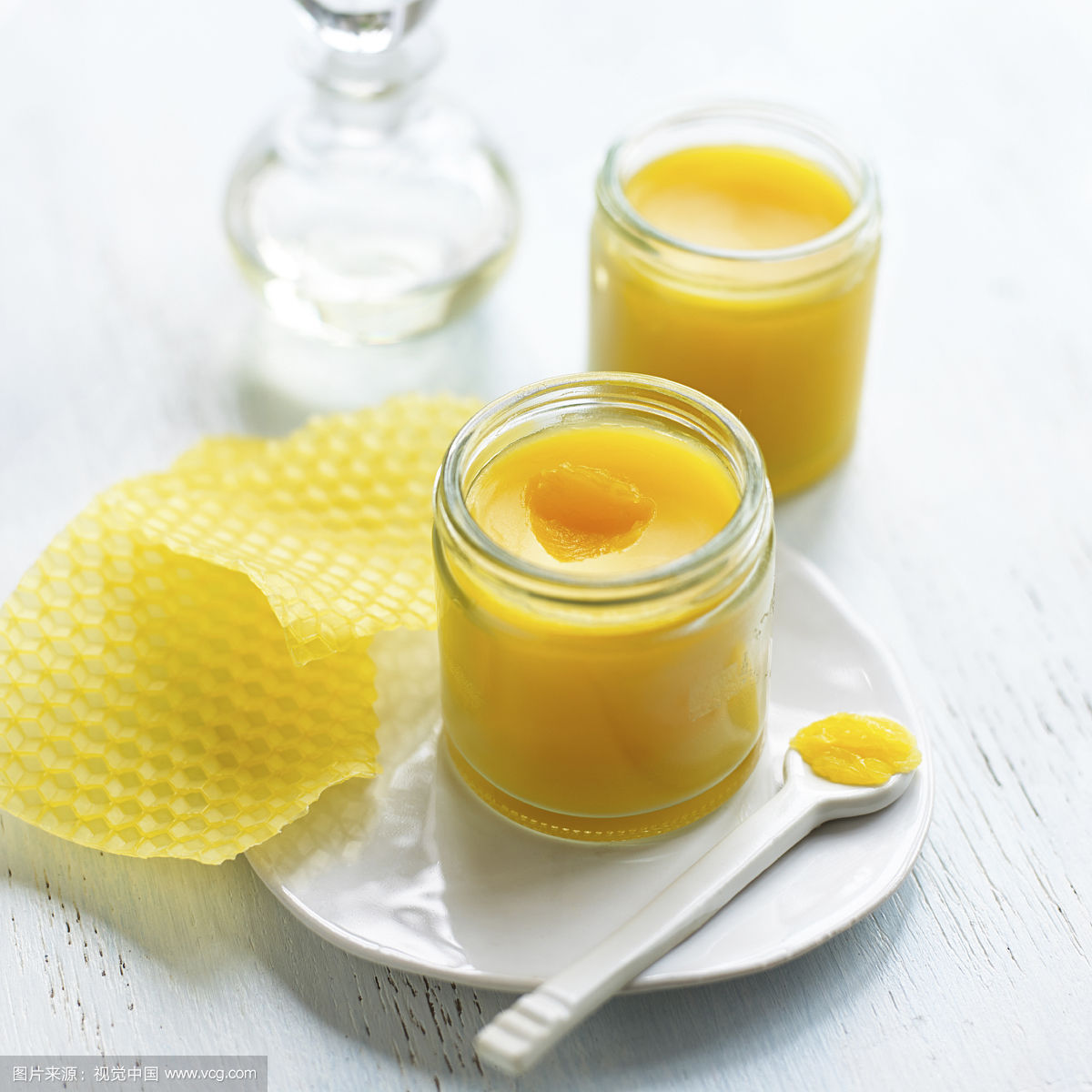如何养蜜蜂 百花蜂蜜价格 中华蜜蜂蜂箱 牛奶蜂蜜可以一起喝吗 红糖蜂蜜面膜