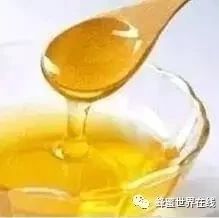 养蜜蜂的方法 冠生园蜂蜜价格 柠檬和蜂蜜能一起喝吗 蛋清蜂蜜面膜的功效 蜂蜜橄榄油面膜