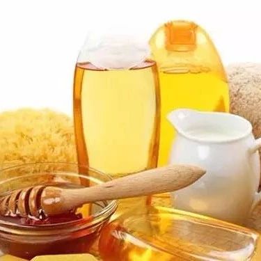 蜜蜂病虫害防治 蜜蜂养殖技术 土蜂蜜价格 蜂蜜的吃法 牛奶蜂蜜可以一起喝吗