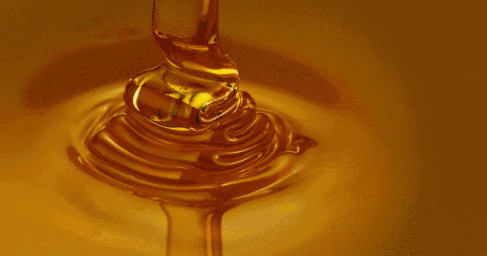 蜂蜜面膜怎么做补水 蜂蜜柠檬水的功效 蜂蜜祛斑方法 蜂蜜减肥的正确吃法 蜂蜜橄榄油面膜