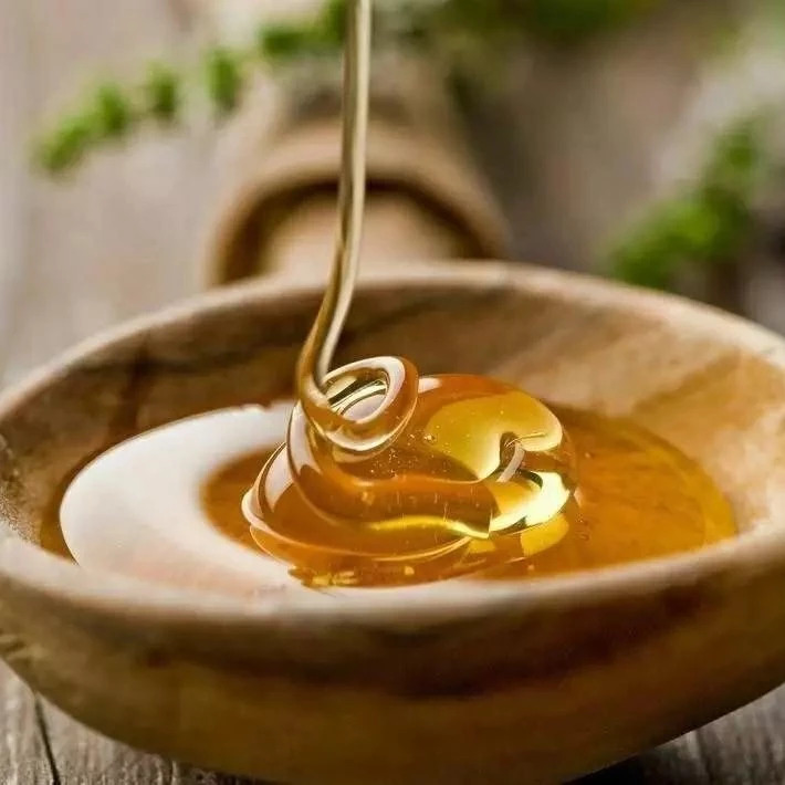 蜂蜜面膜怎么做补水 怎样用蜂蜜做面膜 汪氏蜂蜜怎么样 白醋加蜂蜜 生姜蜂蜜