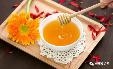 蜜蜂养殖技术 土蜂蜜的价格 蜂蜜怎么喝 中华蜜蜂 蜂蜜水果茶