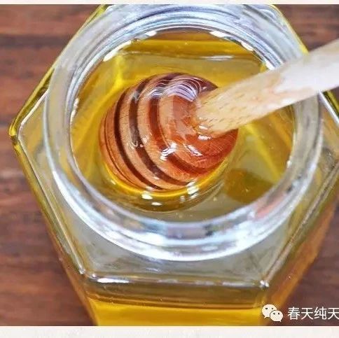 蜂蜜水果茶 什么蜂蜜好 蜂蜜什么时候喝好 蜂蜜的作用与功效禁忌 汪氏蜂蜜怎么样