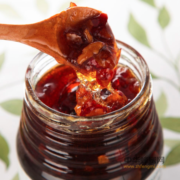蜂蜜 红枣 蜂蜜食谱 蜂蜜红枣酱 蜂蜜功效 补中益气 健身延年
