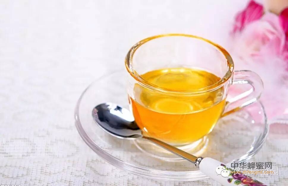 蜂蜜可以泡茶叶吗，茶叶与蜂蜜一起泡好吗？