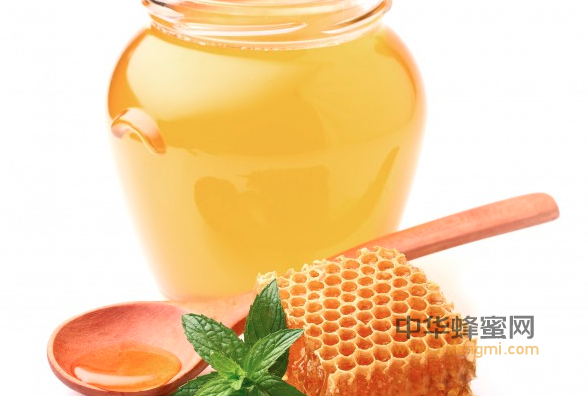 按摩腹部 吃蜂蜜 蜂蜜水 便秘 蜂蜜