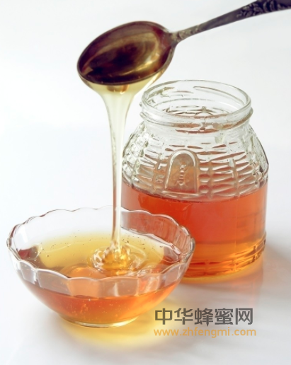 蜂蜜 蜂蜜的副作用 蜂蜜不能和什么一起吃 蜂蜜的服用时间