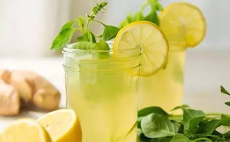 蜂蜜柠檬水喝多久可以美白？