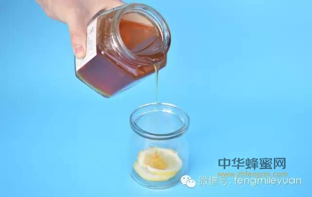 喝蜂蜜柠檬茶=美白+清热+减肥！